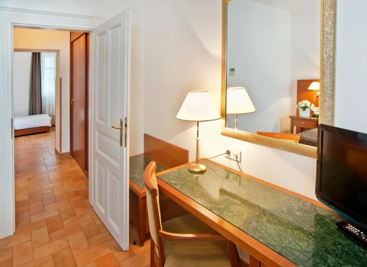 Image 2 of Hotel Galileo