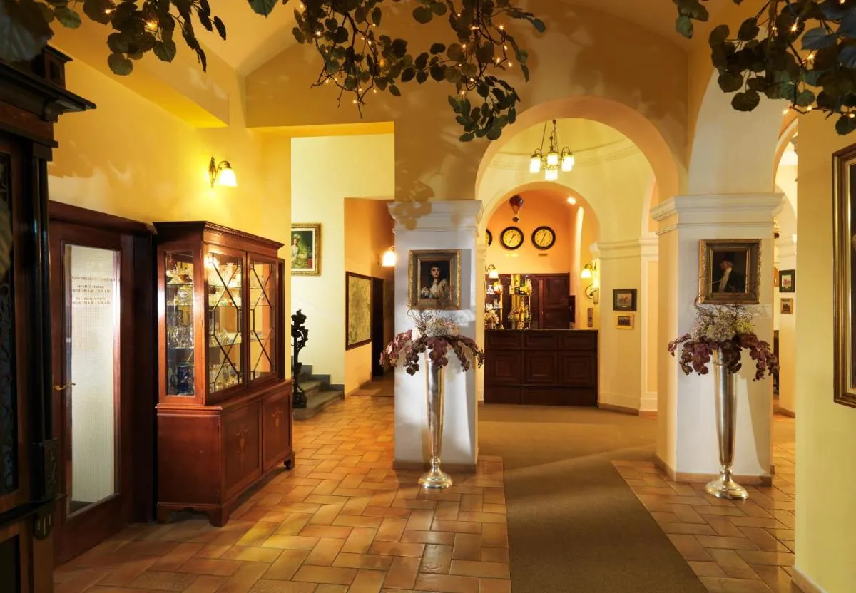 Image 5 of Hotel Julian