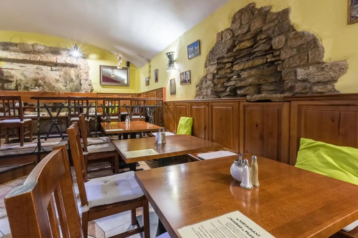 Image 3 of Hotel Klarinn Prague Castle