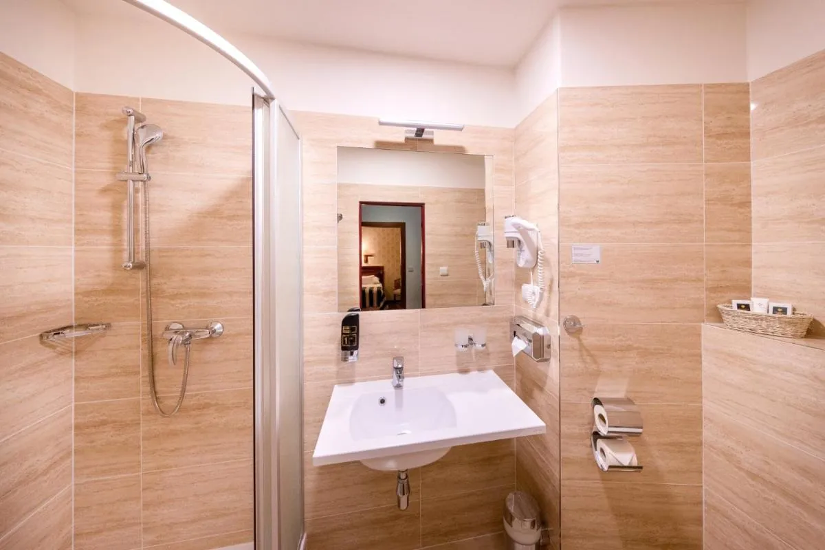 Image 2 of Hotel Meteor Plaza Prague