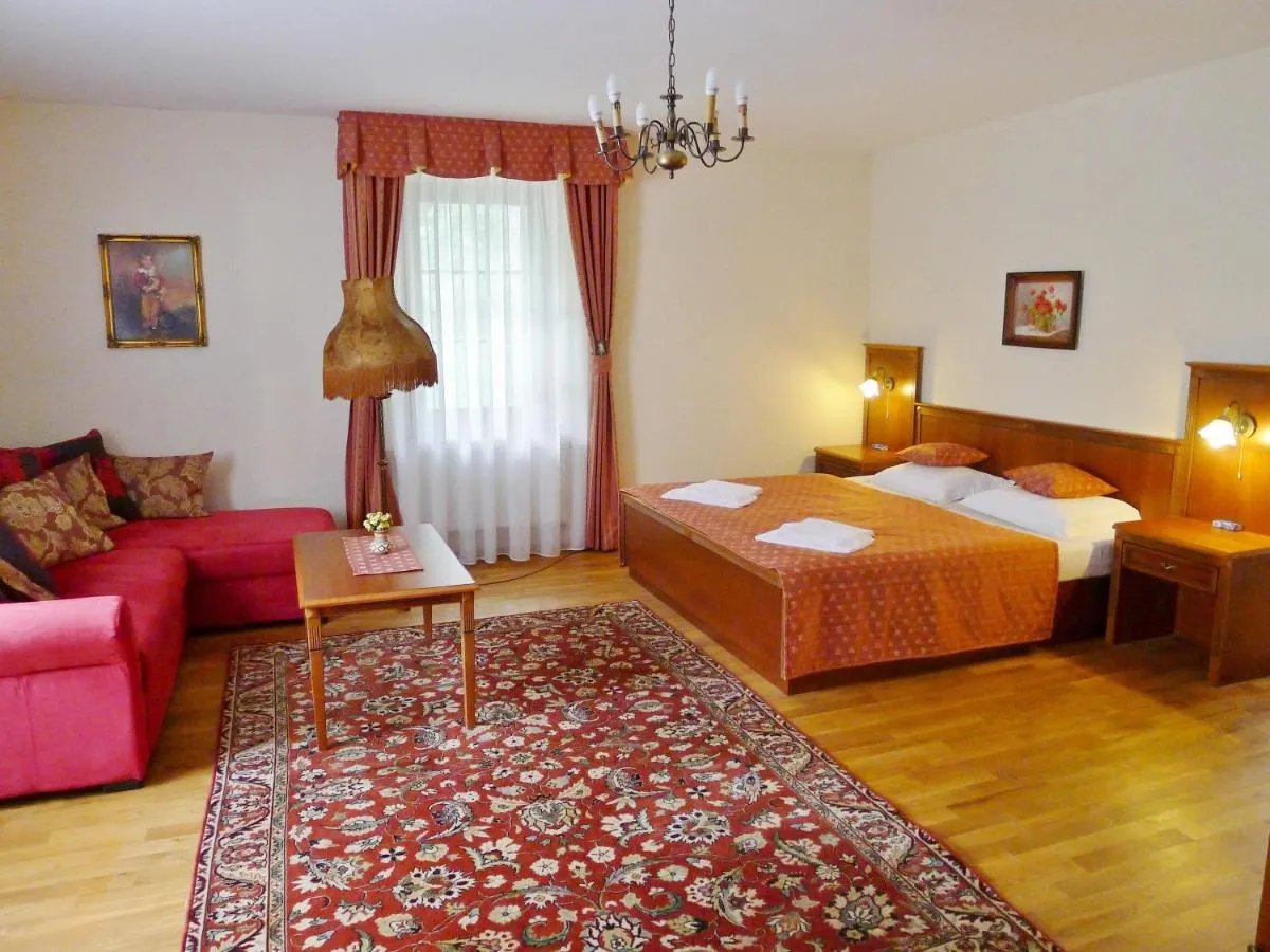 Image 1 of Hotel Nosal