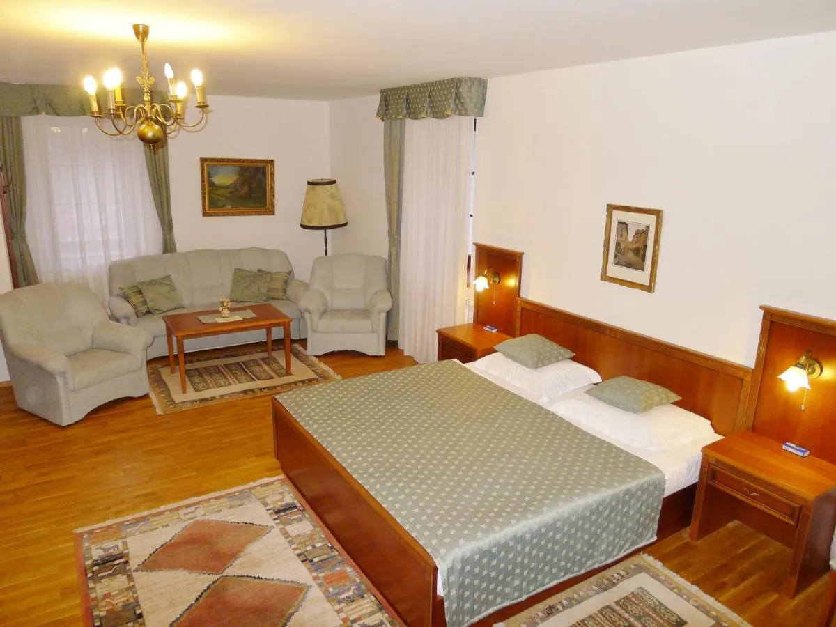 Image 5 of Hotel Nosal