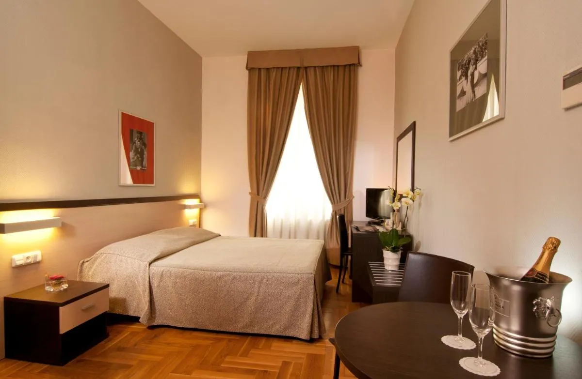Image 3 of Hotel Praga 1