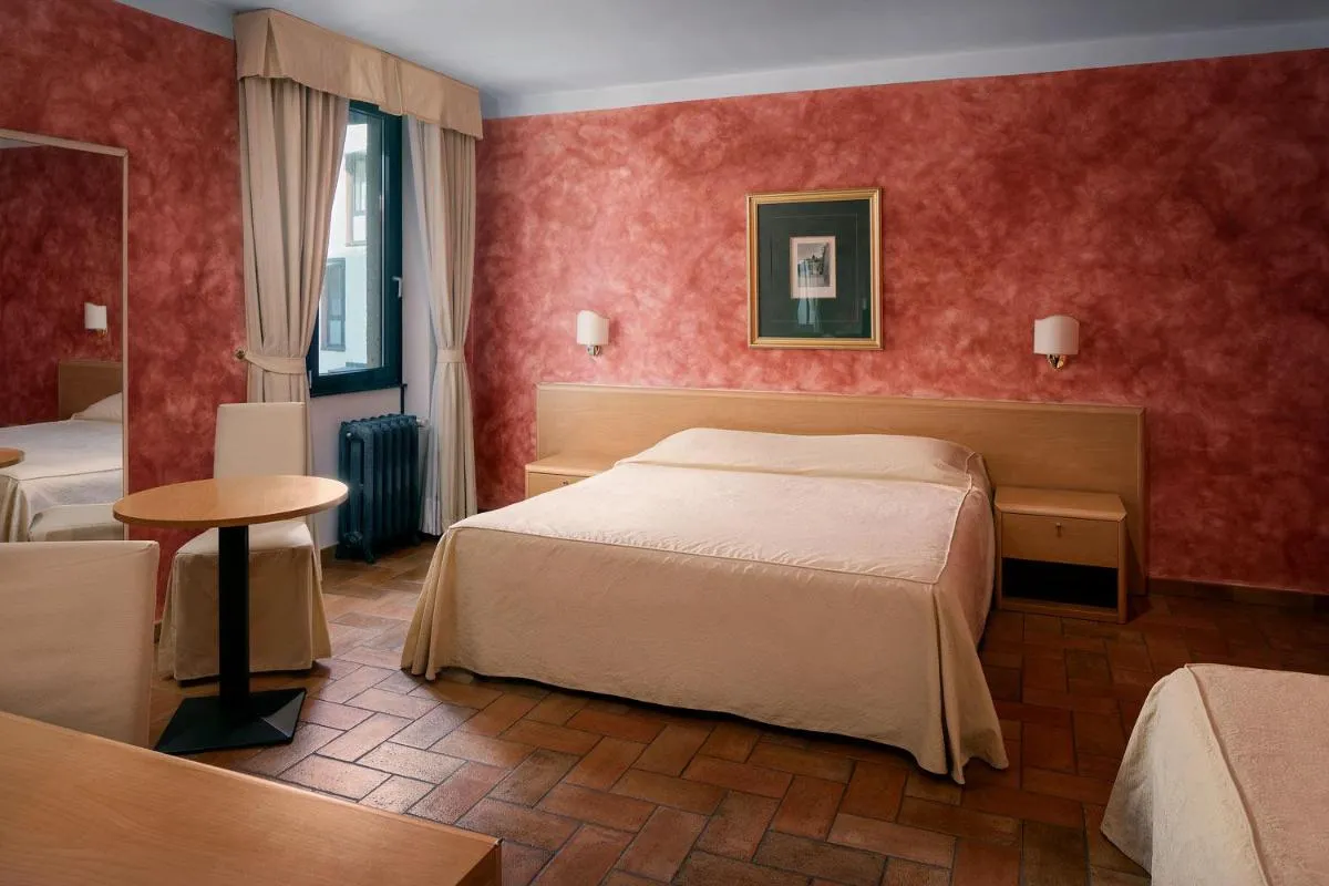 Image 5 of Hotel Roma Prague