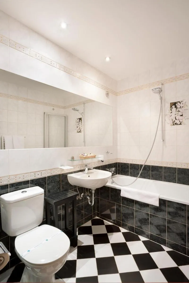 Image 3 of Hotel U Zlatého Stromu Prague by BHG
