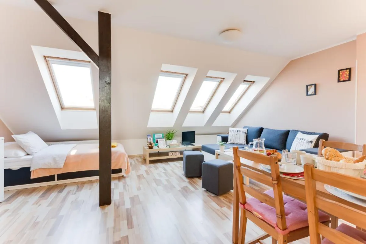 Image 5 of Jane’s Charming Apartment