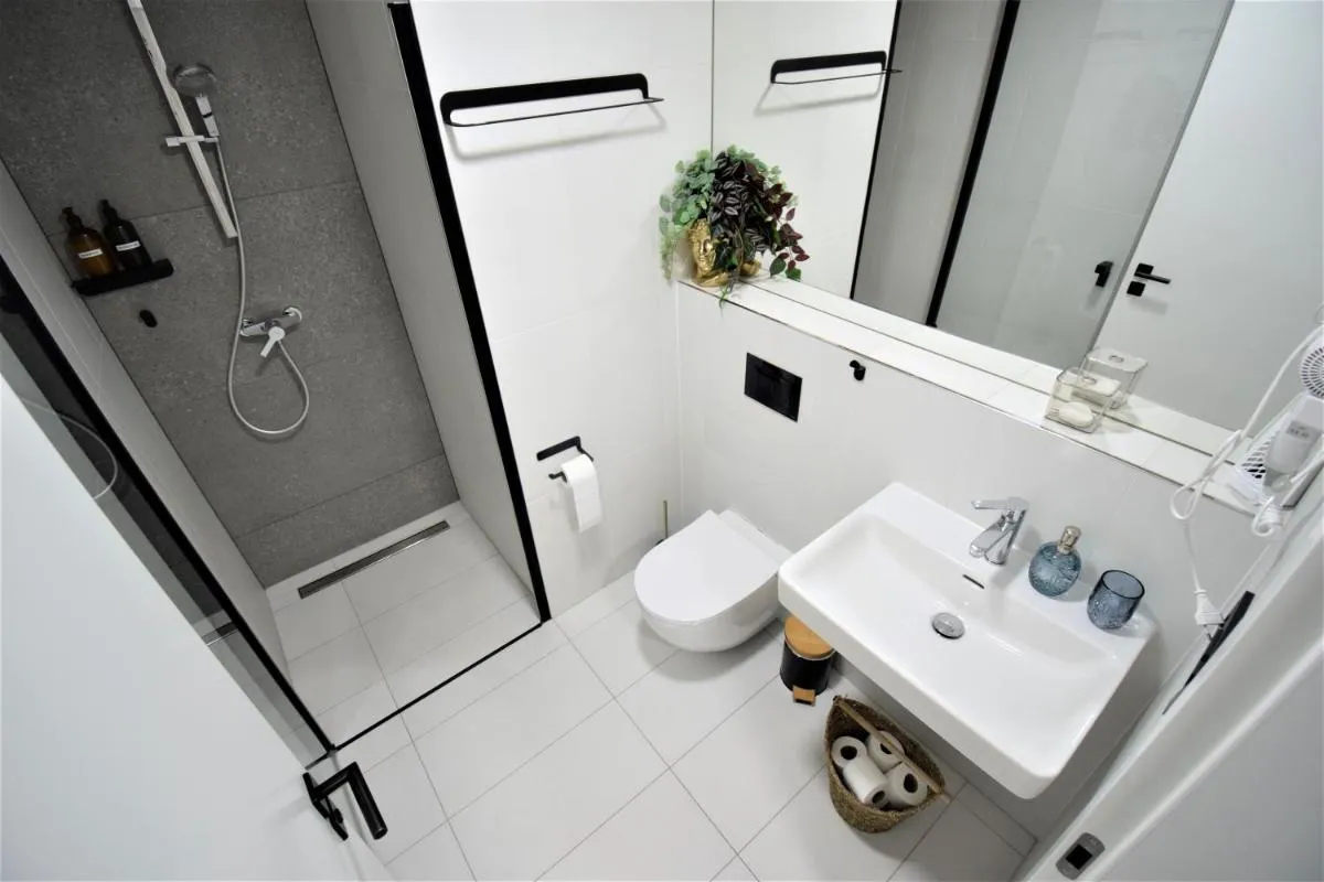 Image 2 of Jasminn Apartments
