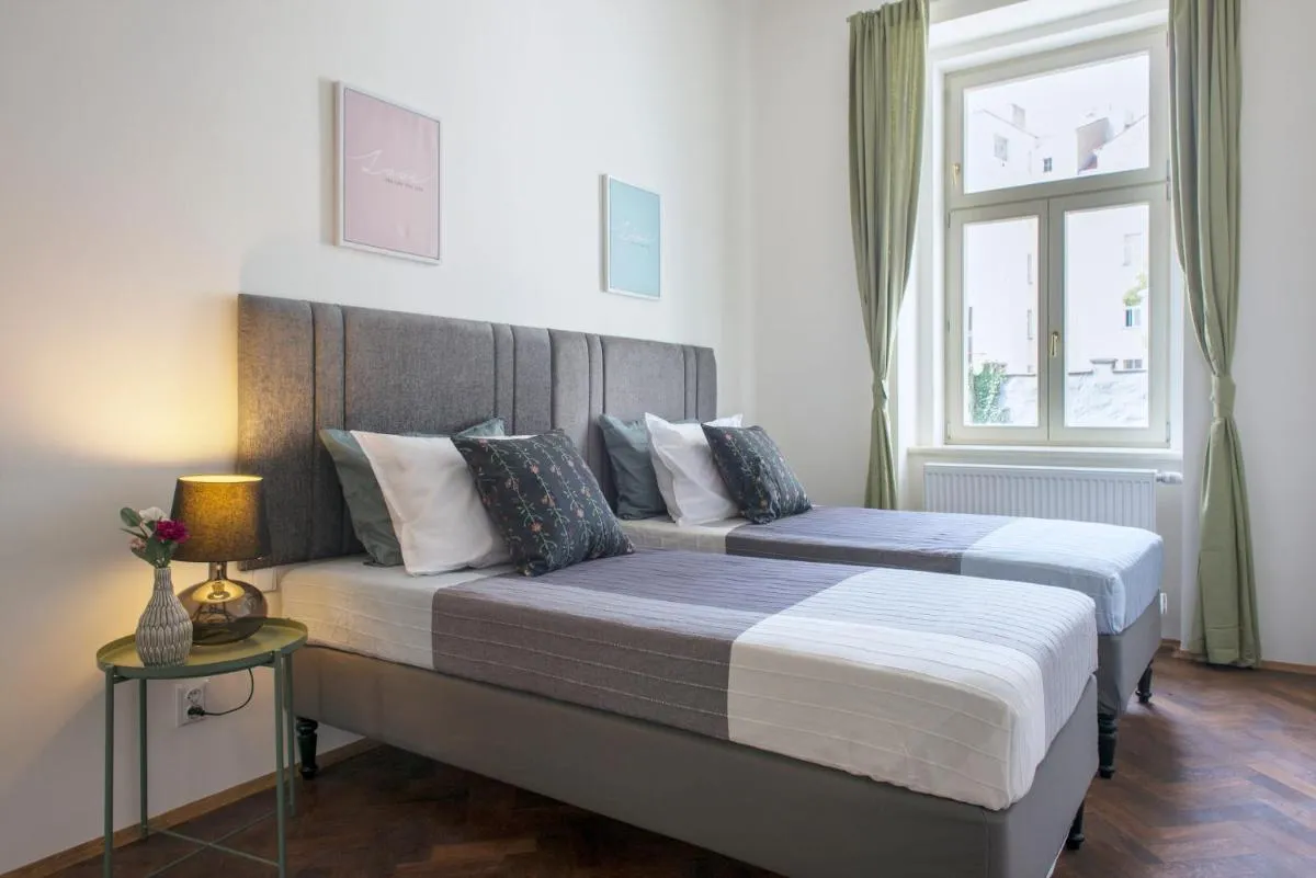 Image 1 of Kent Ridge Loft (Lublanska)