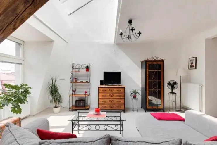 Image 4 of Lenka’s cozy Red studio + Lenka’s cozy Gold apartment