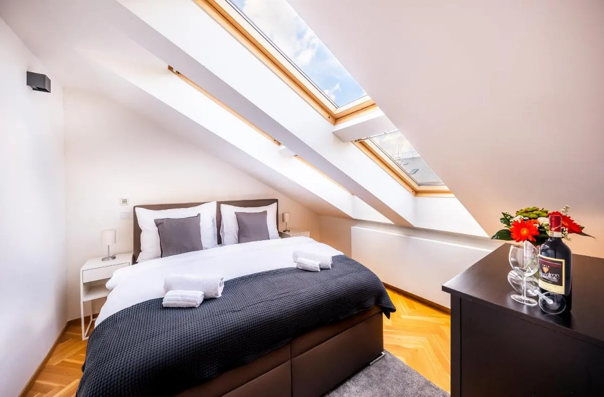 Image 6 of Luxurious Woodrow Wilson apt in Prague centre