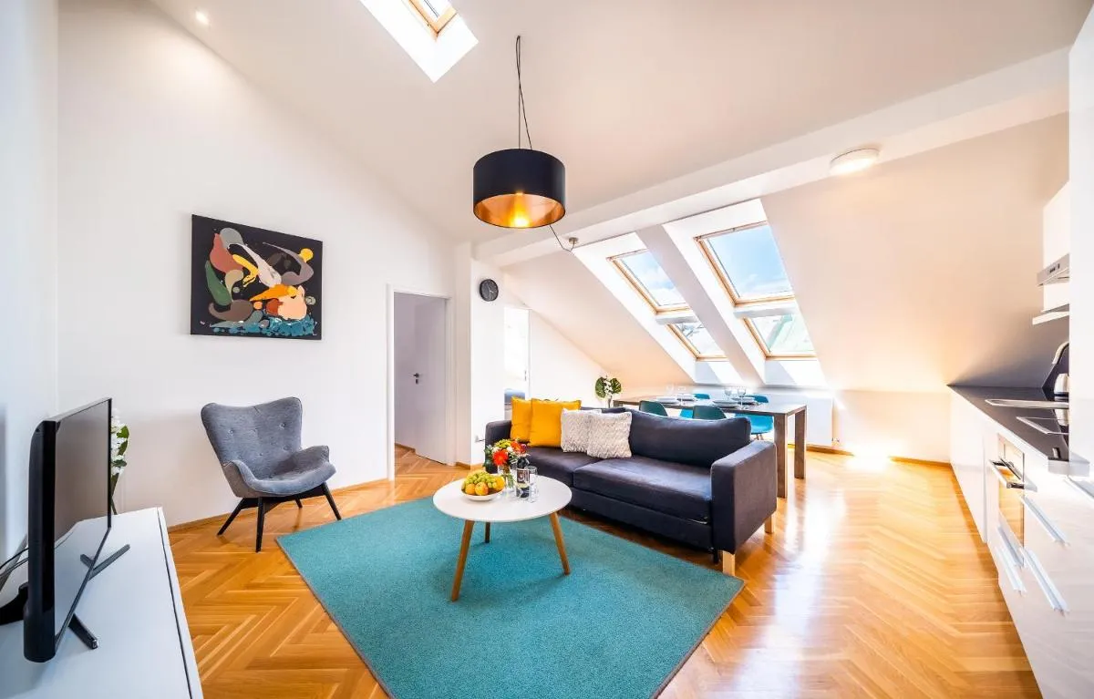 Image 4 of Luxurious Woodrow Wilson apt in Prague centre
