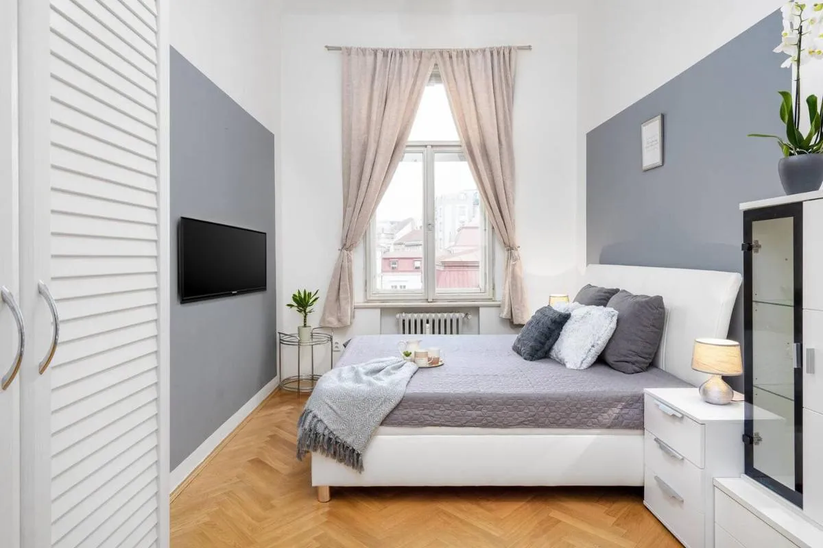 Image 1 of Luxury 3KK Apt w/2KINGBeds 65”TV,Next Wenceslas Sq