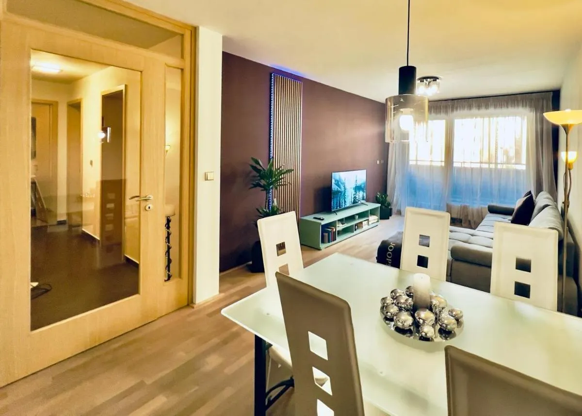 Image 5 of Luxury Apartment in Prague and FREE Parking
