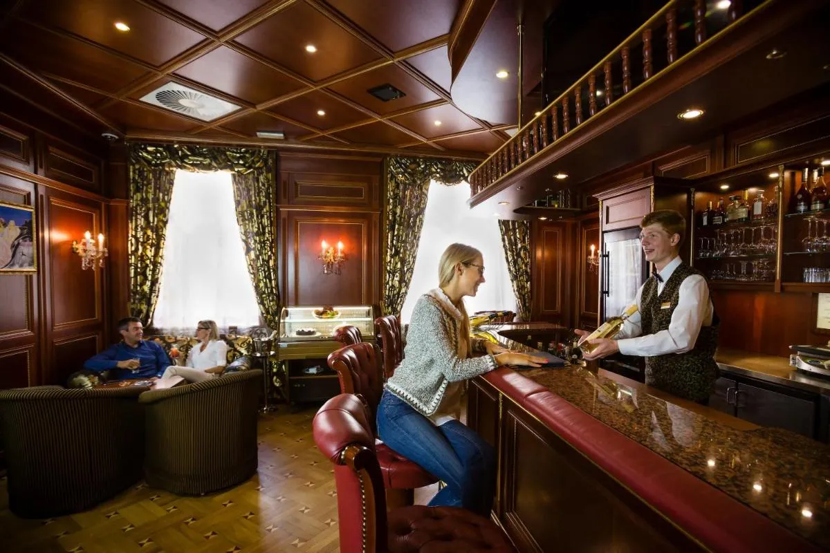 Image 2 of Luxury Family Hotel Royal Palace
