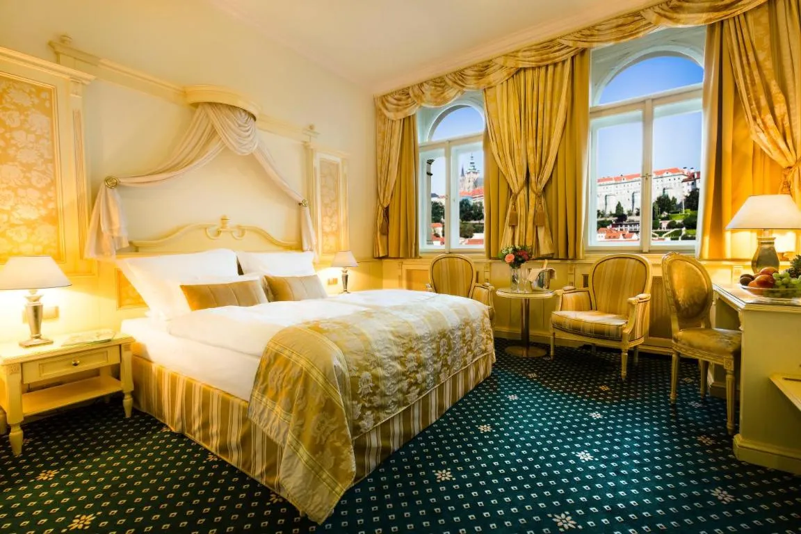 Image of Luxury Family Hotel Royal Palace