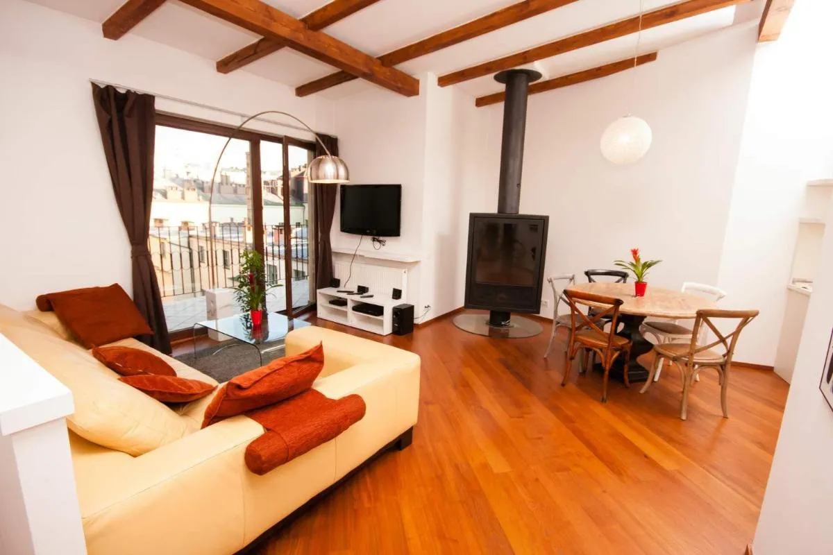 Image 4 of Luxury Loft