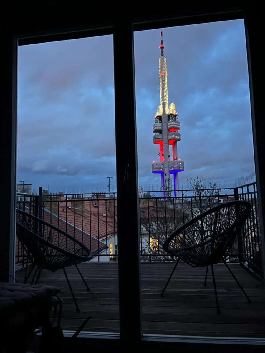 Image 2 of Luxury Penthouse, Prime Location