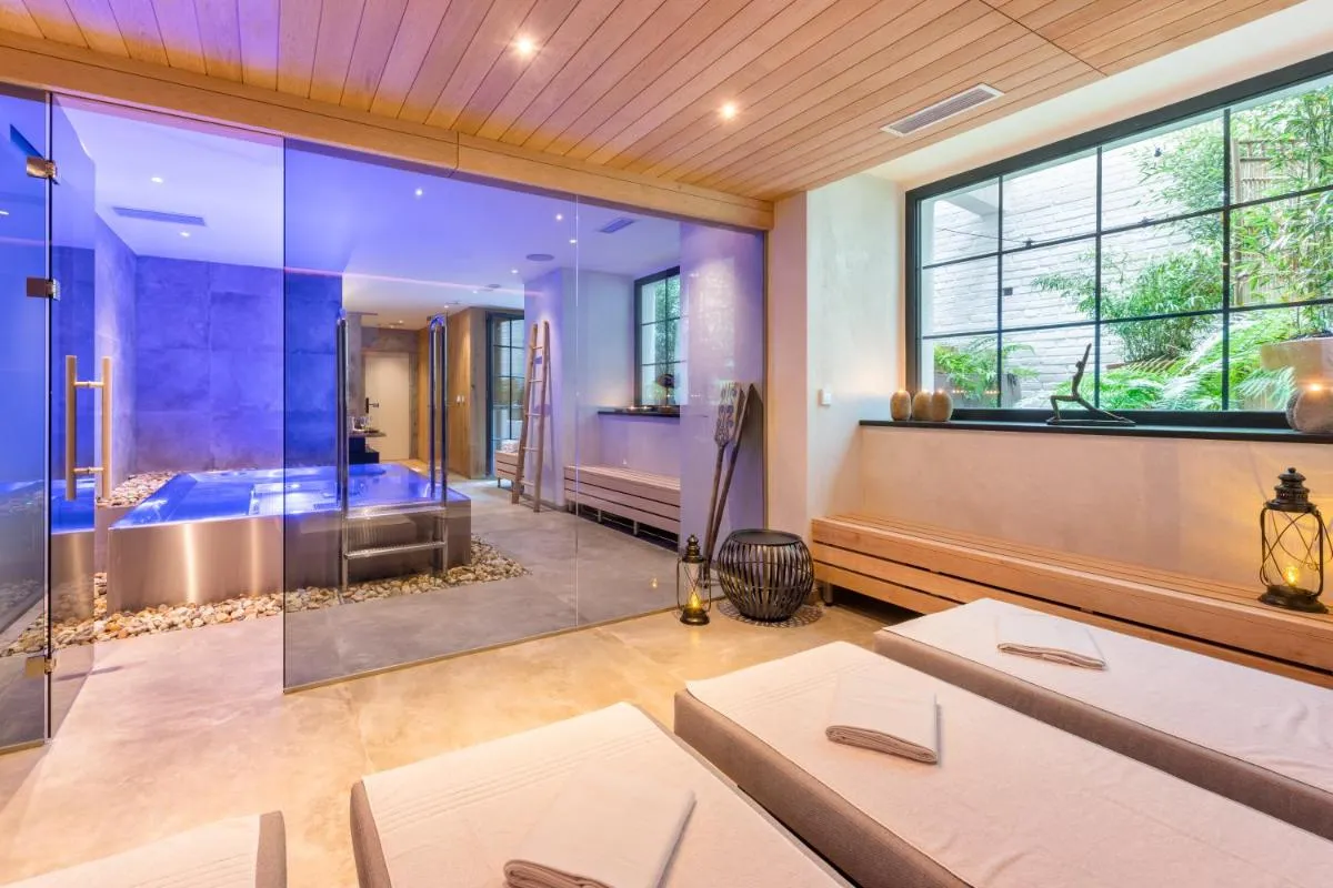 Image 2 of MOSAIC HOUSE Design Hotel
