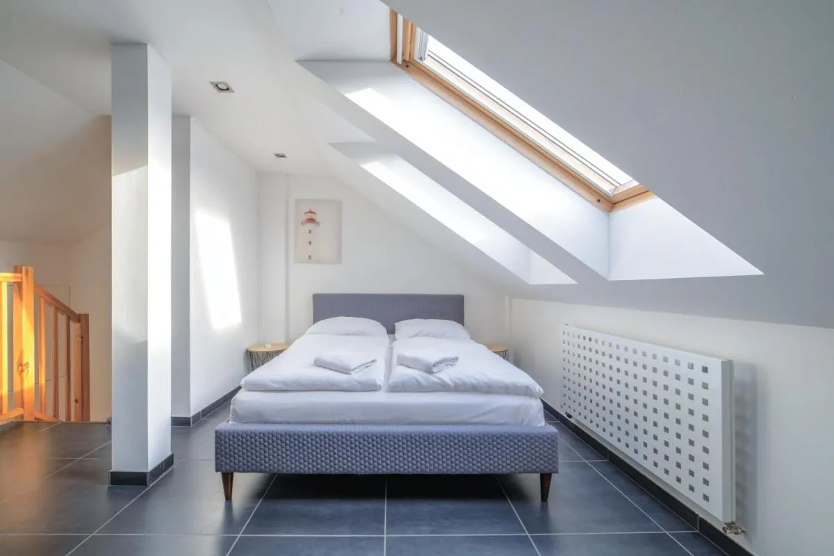 Image 1 of ModaLoft Duplex by Rentez