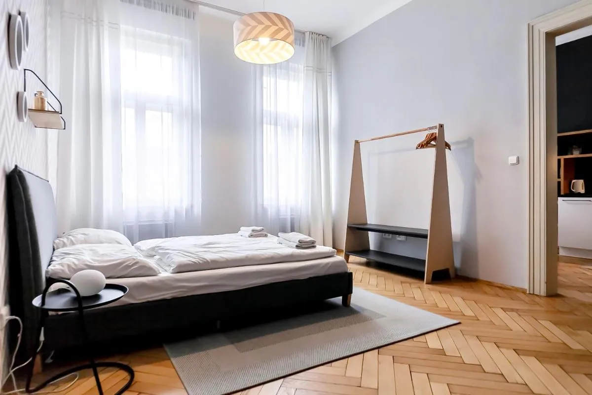 Image 6 of Modern apartment 10 minutes from Old Town!