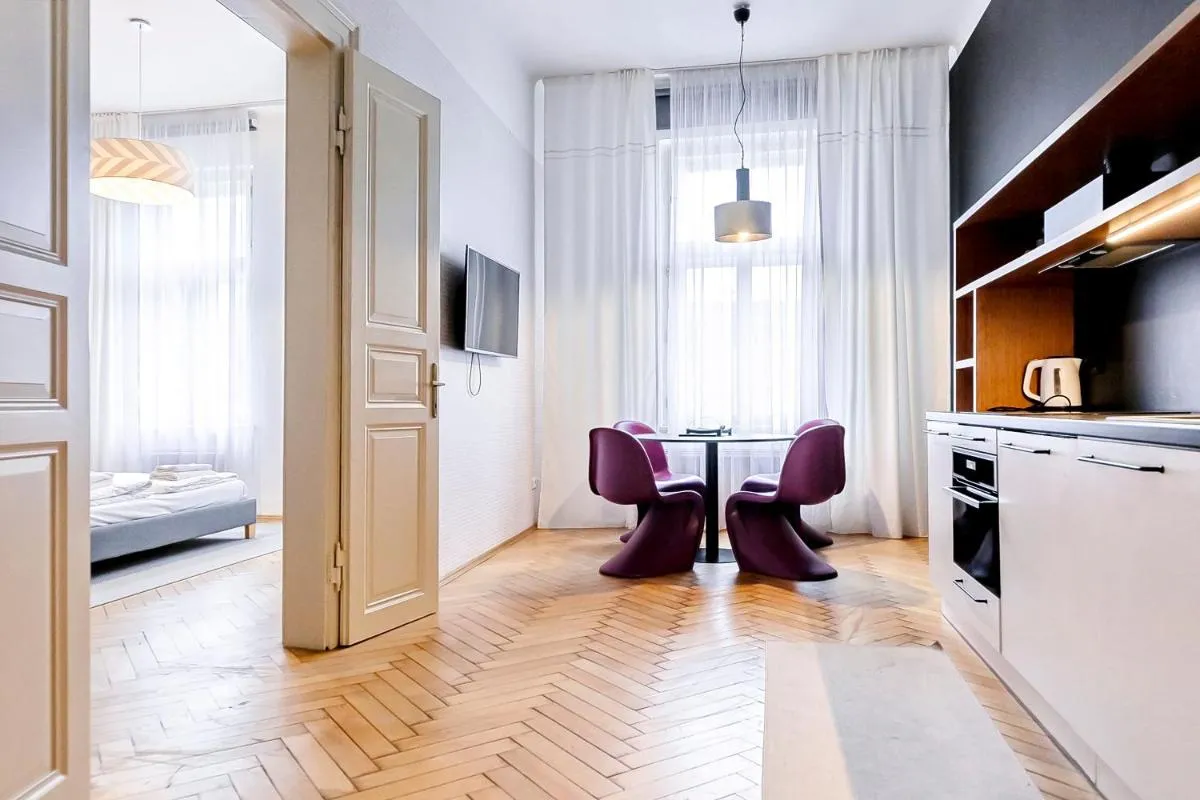 Image 1 of Modern apartment 10 minutes from Old Town!
