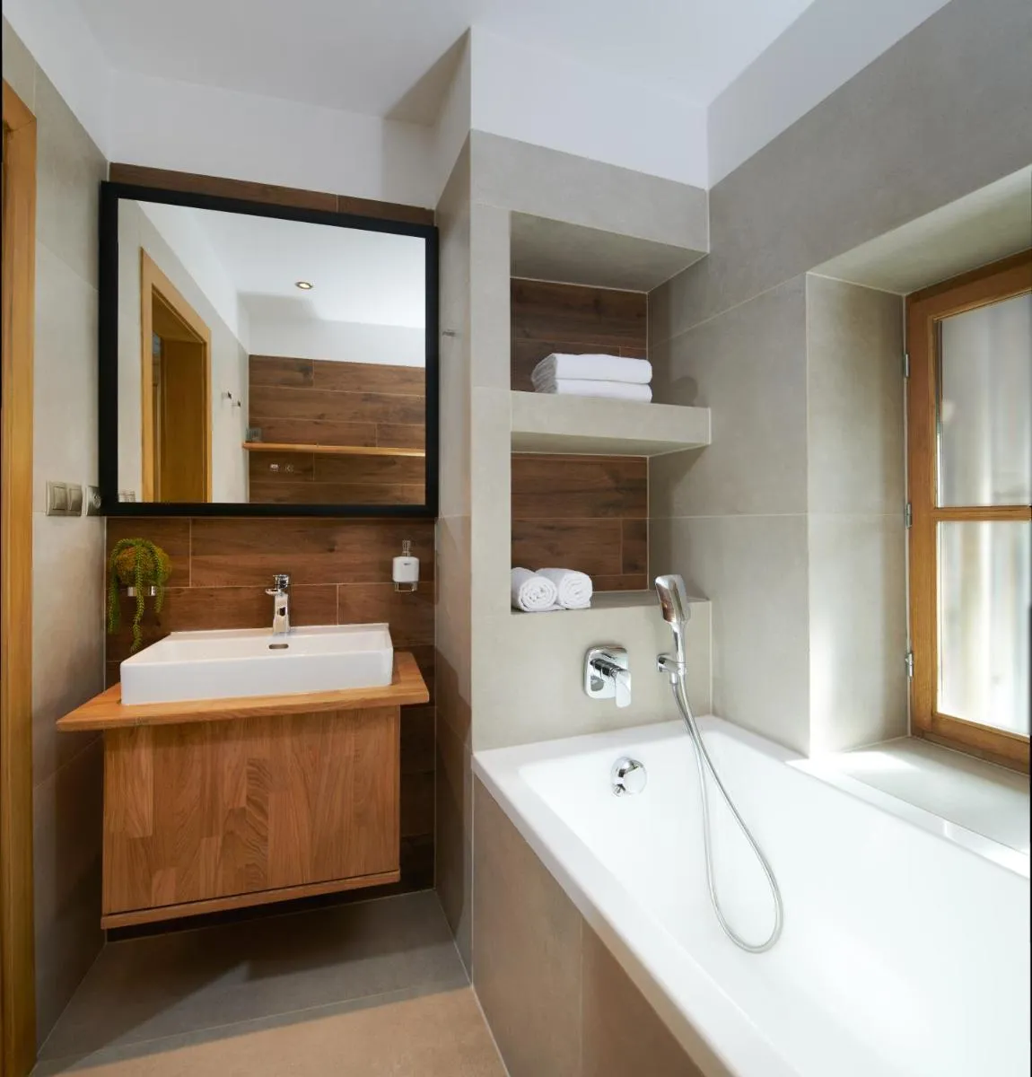 Image 3 of Mordecai 12 Apartments by Adrez