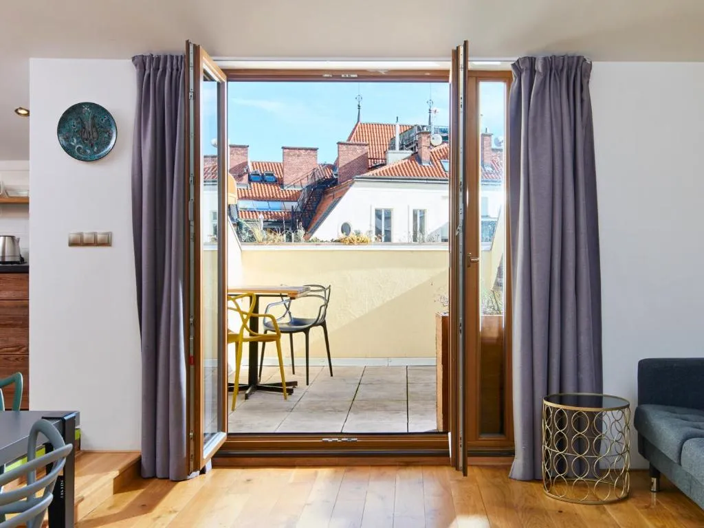 Image of Mordecai 12 Apartments by Adrez