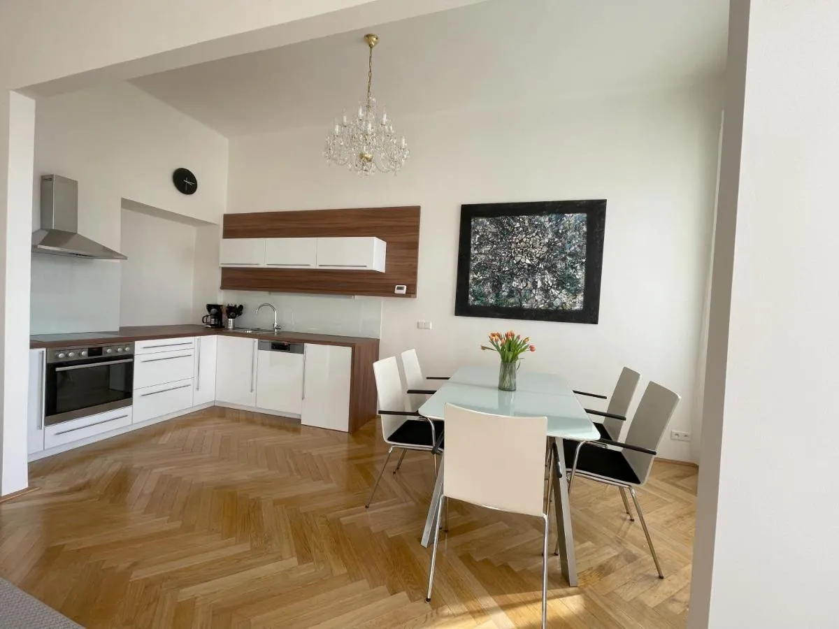 Image 2 of NEW Apartment MANES