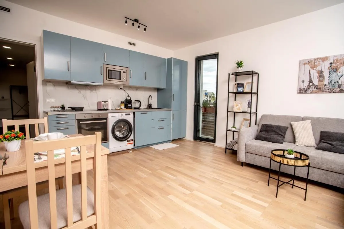 Image 2 of Newly built Apartment with garden near Grebovka Park