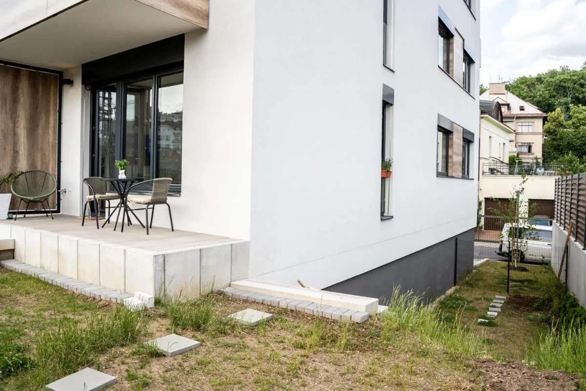 Image 5 of Newly built Apartment with garden near Grebovka Park