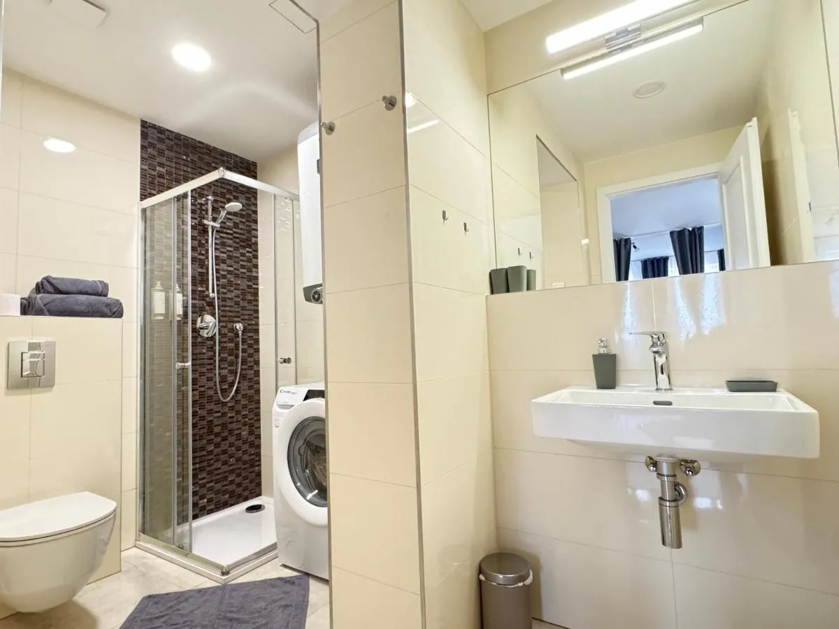 Image 2 of New modern-style apartment with balcony in the Prague 2