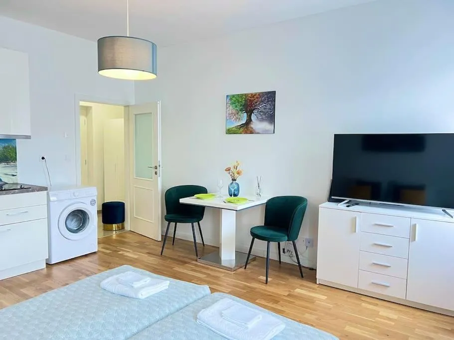 Image 4 of Nice 1 studio apartment in the center of Prague