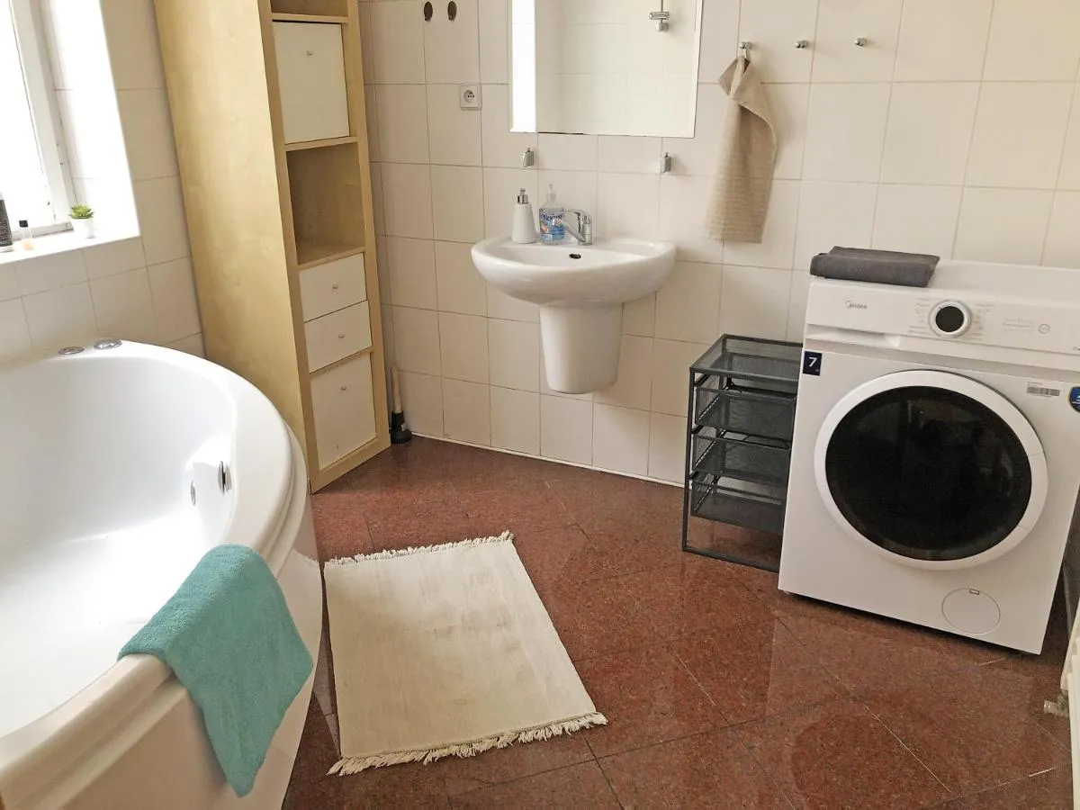 Image 4 of Old Town City Apartment
