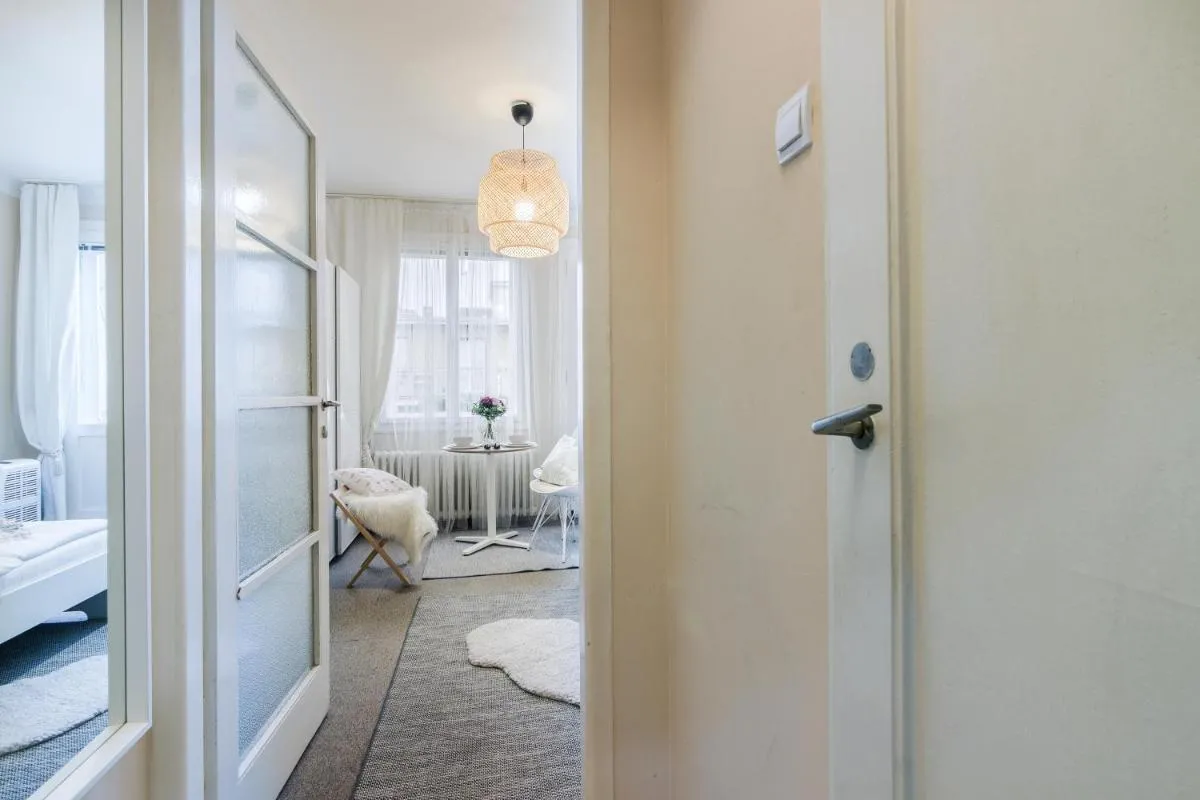 Image 2 of Old Town Studio Apartment