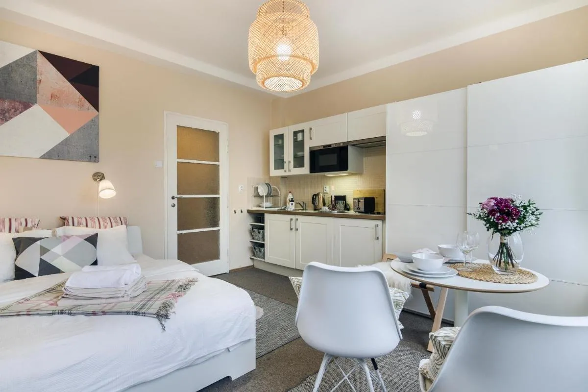 Image 3 of Old Town Studio Apartment