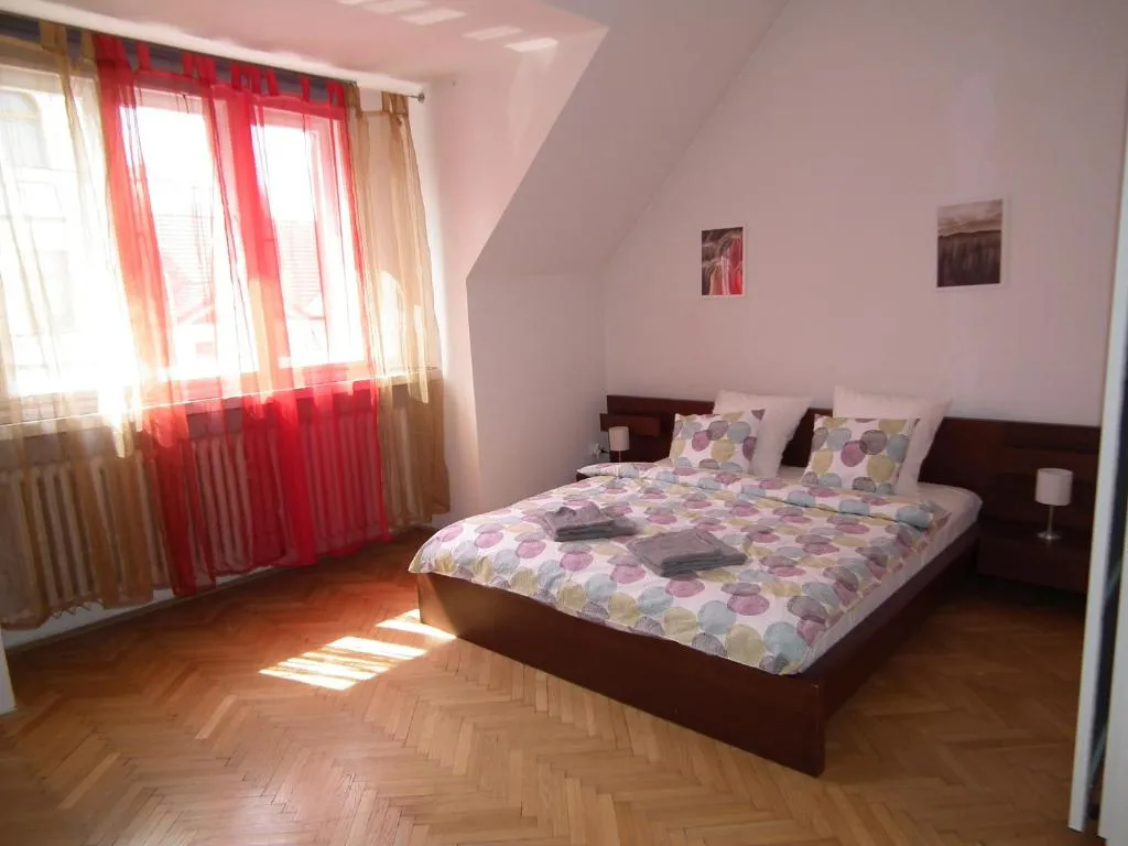 Image of Old Town spacious apartment