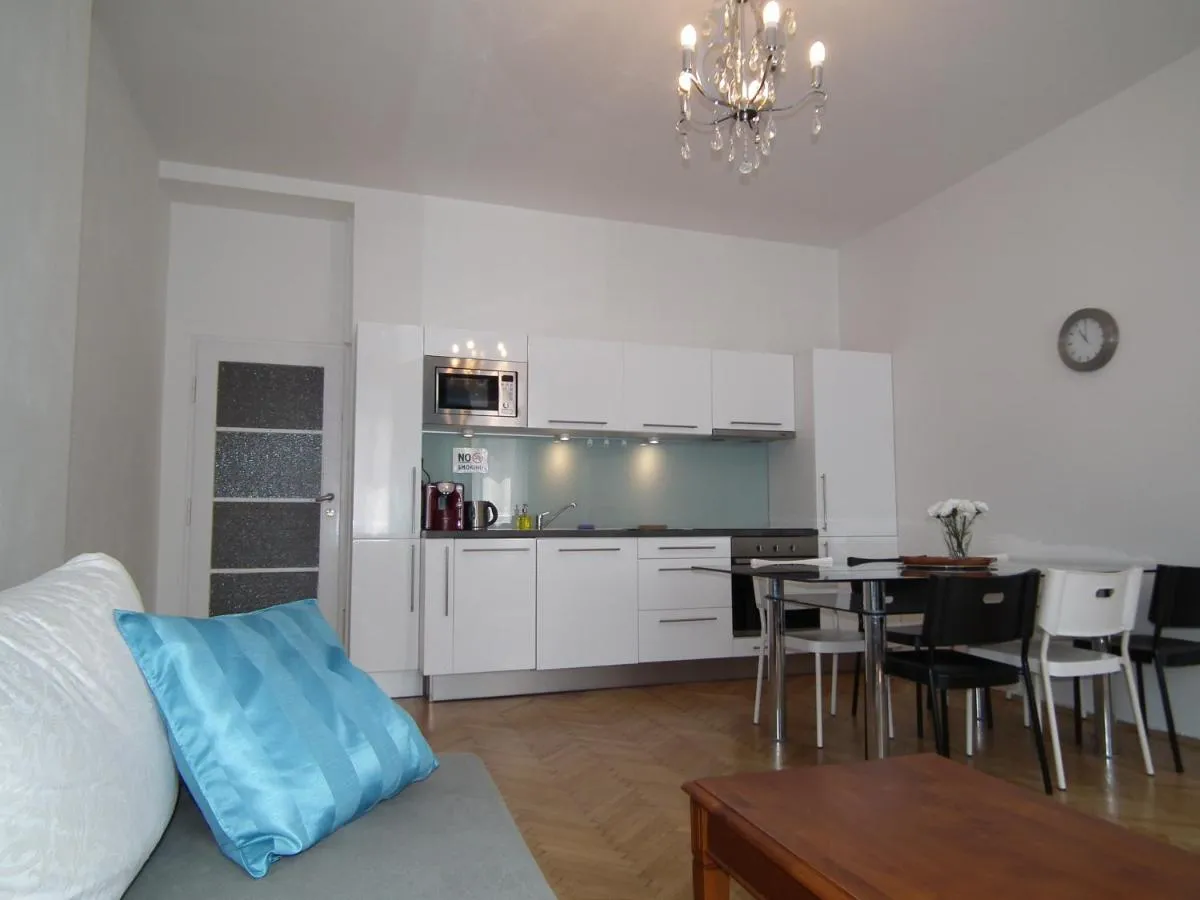Image 3 of Old Town spacious apartment