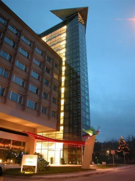 Image 5 of Olympik Artemis