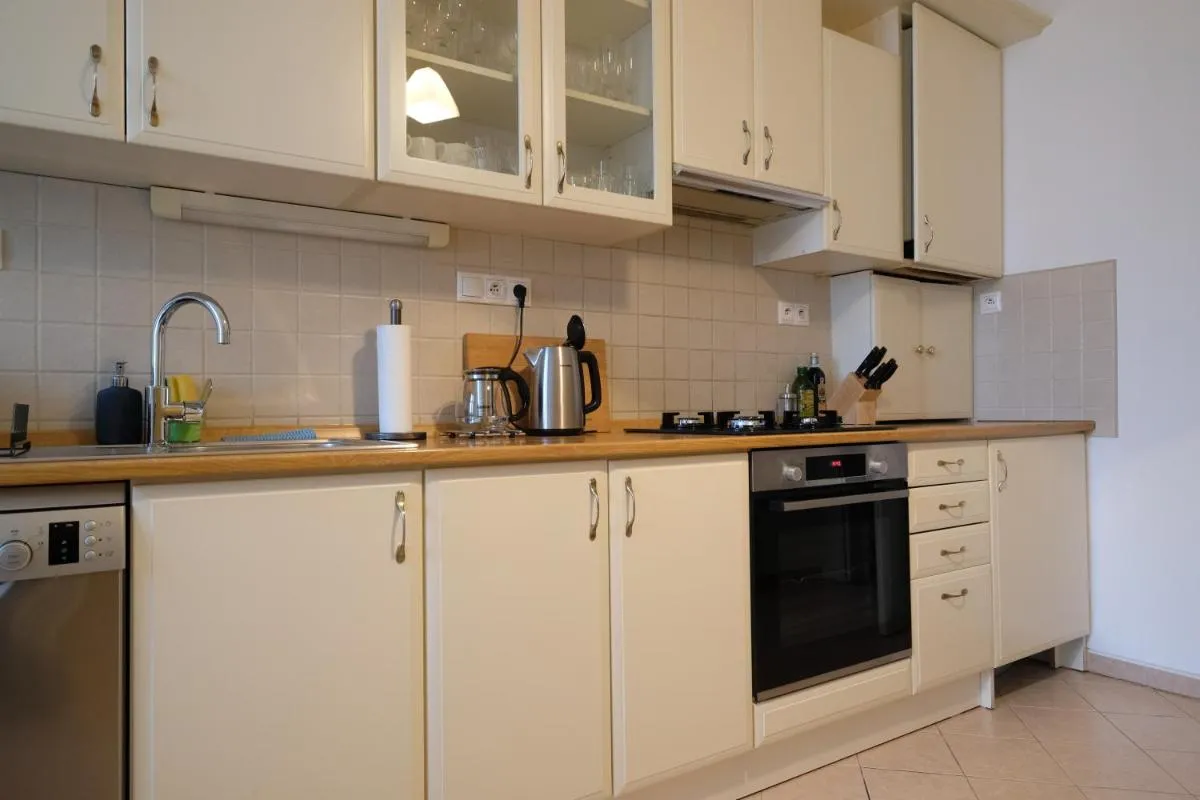 Image 2 of Pawlansky Apartments No.4