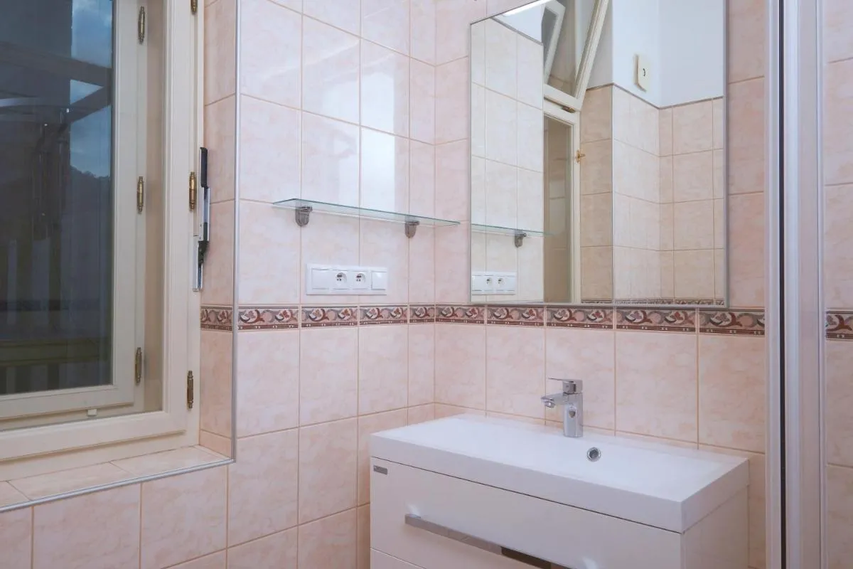 Image 1 of Pawlansky Apartments No.4