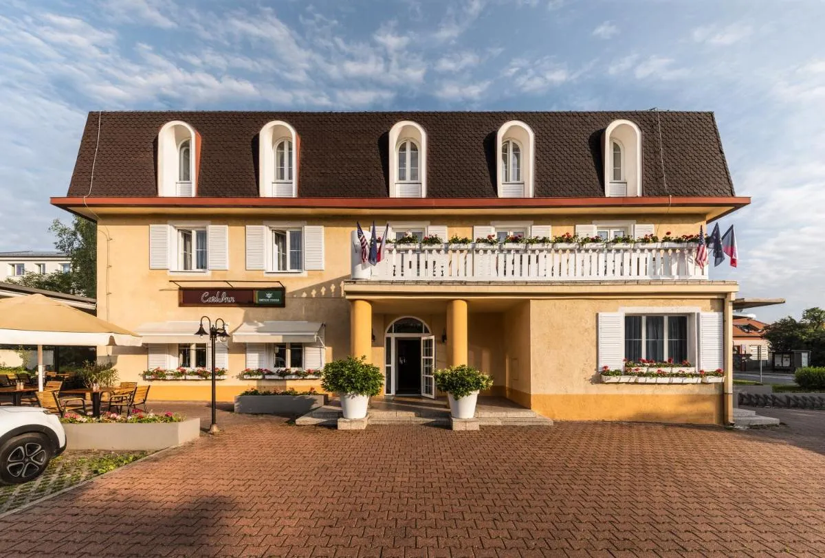 Image 4 of Prague Hotel Carl Inn restaurant & Free Parking