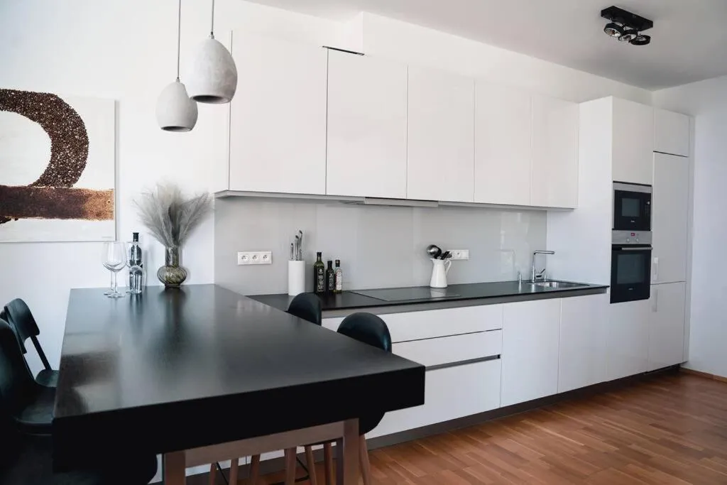 Image 3 of Prague Marina River View Apartment Close To City Centre FREE PARKING