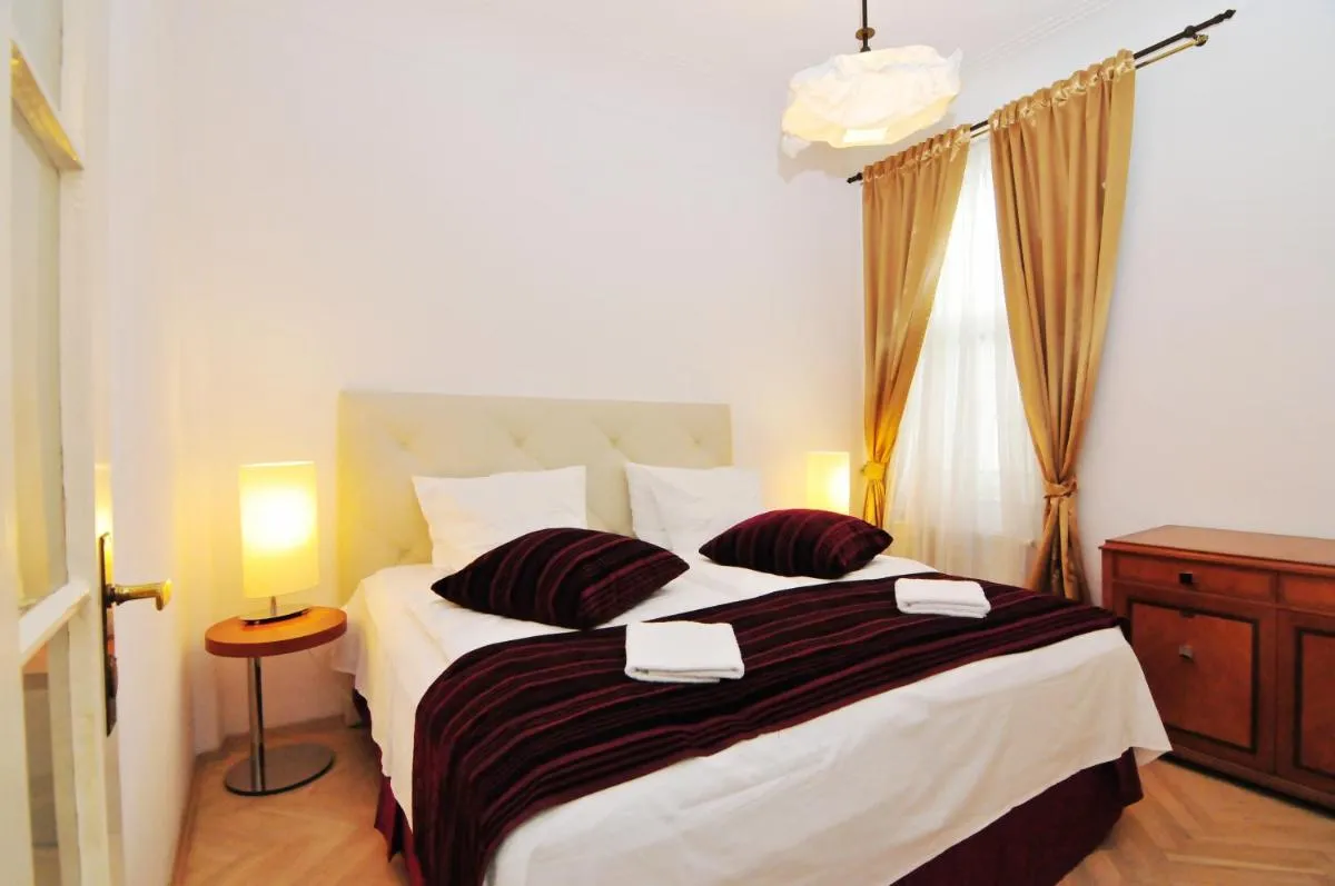 Image 2 of Prague OLD TOWN Cozy Luxury Apartman in Heart of City