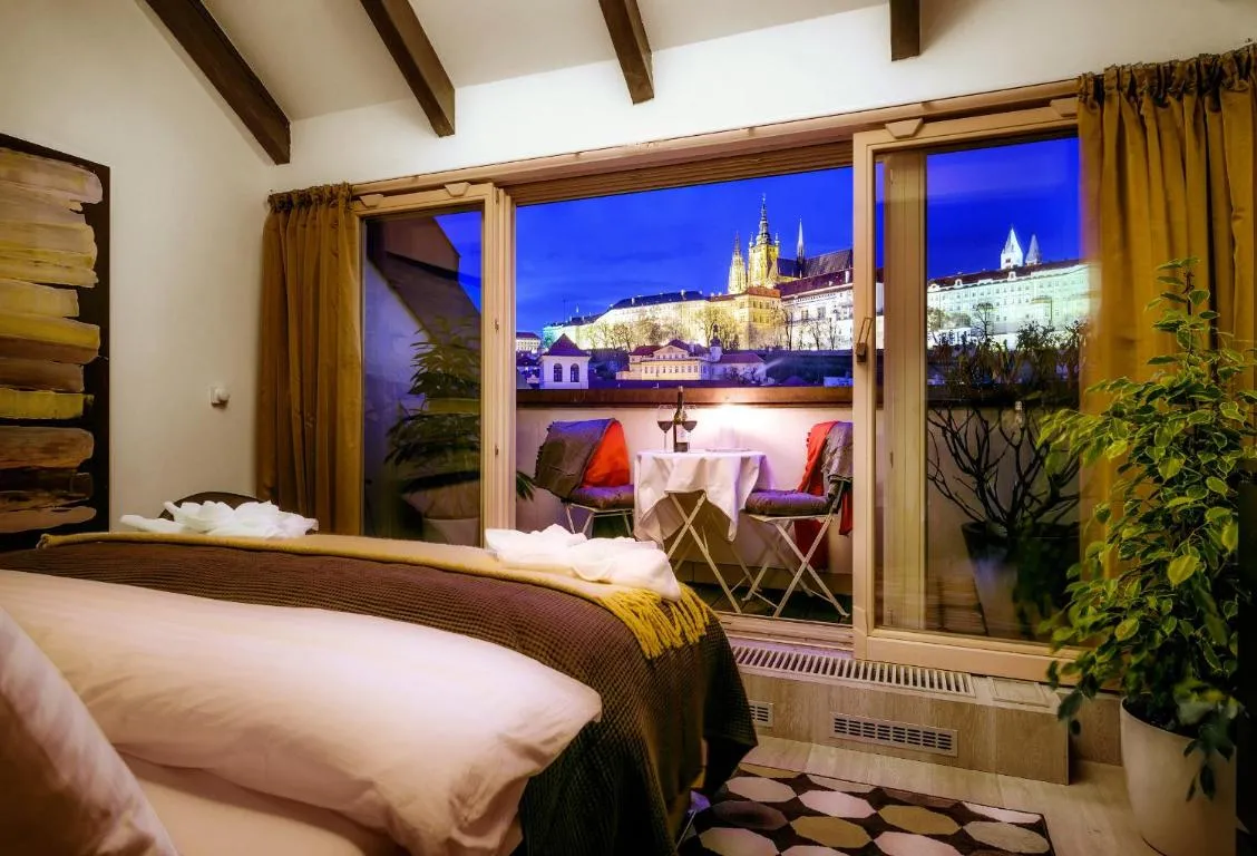 Image of President APT by Prague Castle, VIEWS
