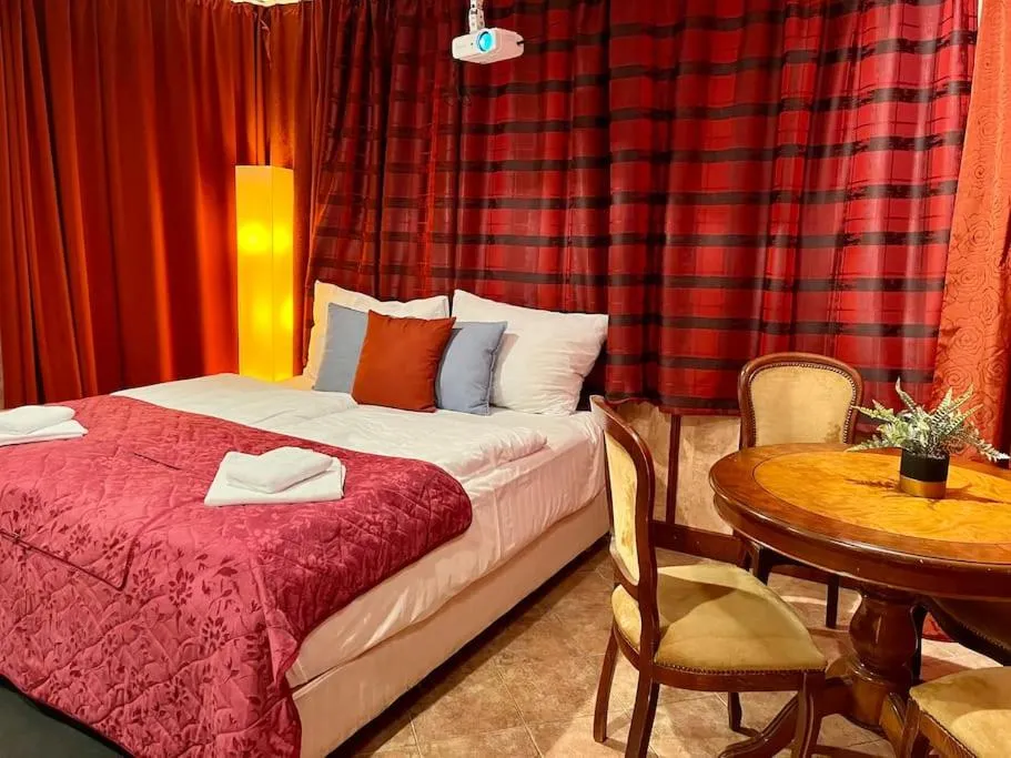 Image 5 of Private Hostel Casino Royal