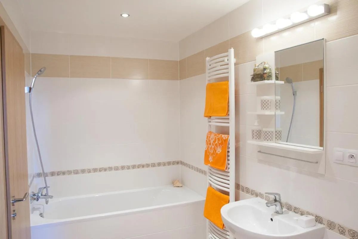 Image 2 of Prostorný 3 pokojový apartmán s dvěma terasami