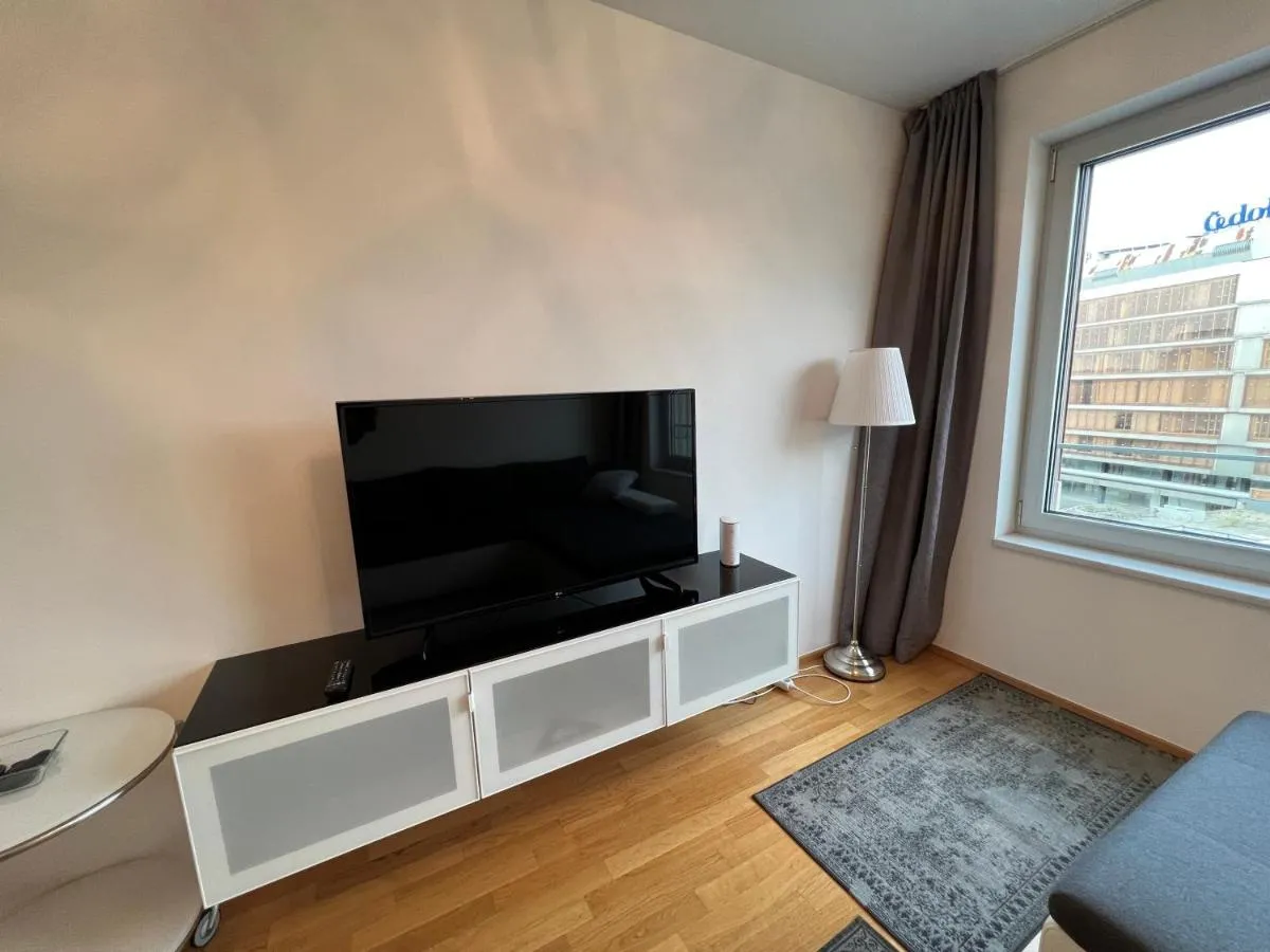 Image 4 of Quiet apartment in the centre
