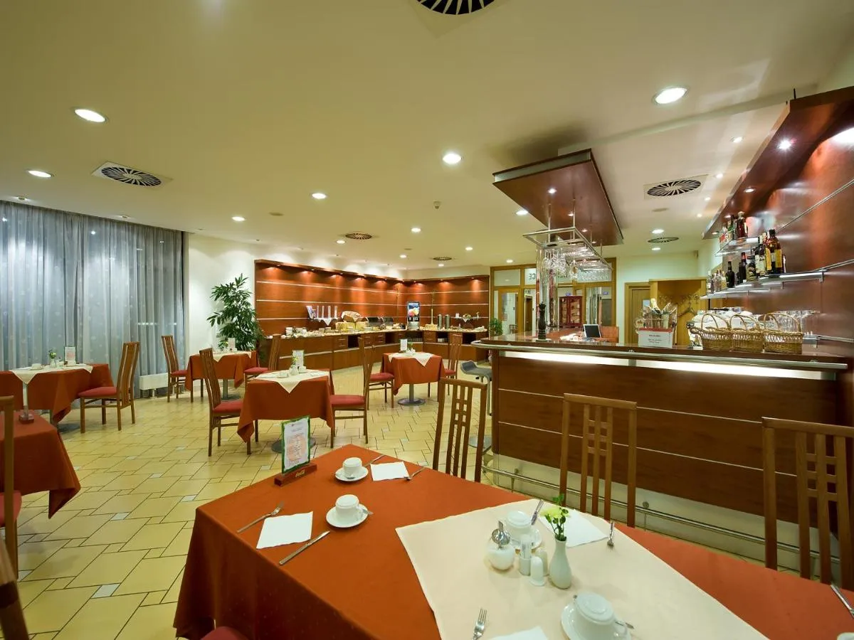 Image 3 of Ramada Airport Hotel Prague