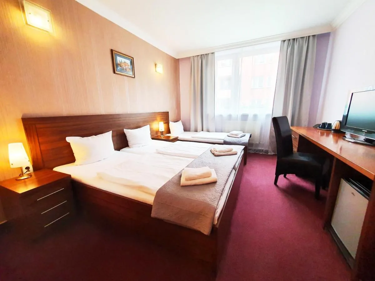 Image 5 of Relax Inn