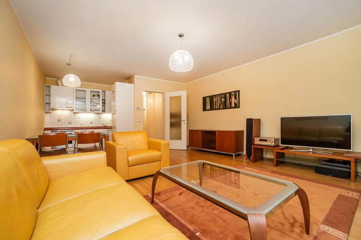 Image 4 of Residence Karla Englise